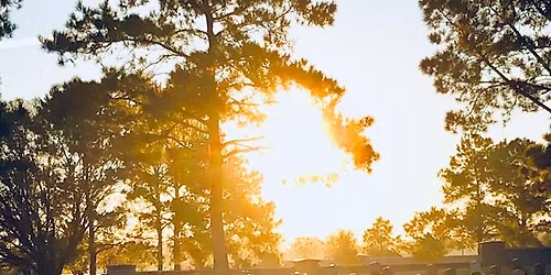 Set-Up Day 12\/12 (Unloading trucks)