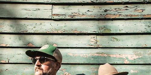 A Country Christmas: Independent Country and Johnson & Finnemore