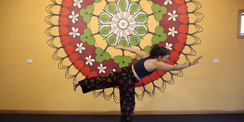 Yoga in Hillwood with Stephanie