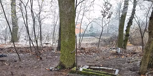 Porz\u0105dki na cmentarzu w Milan\u00f3wku