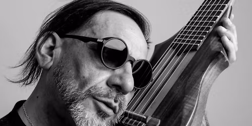 Tata Barahona in Santiago