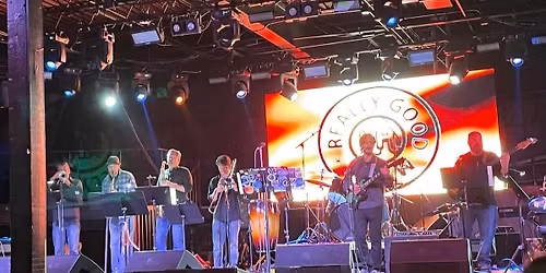 Hot House live at Wrigley! 