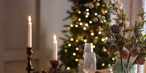 Christmas Craft: Table Decoration Making