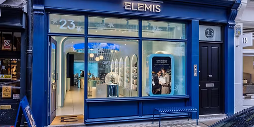 ELEMIS Covent Garden Christmas Light Switch On Event