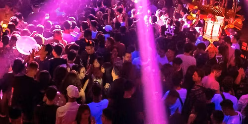 Discoth\u00e8que du R\u00e9veillon \ud83d\udd14\ud83c\udf89\ud83c\udf85\ud83c\udf81\ud83c\udf84