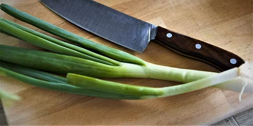 Messer Sch\u00e4rfkurs - mit deinen eigenen Messern