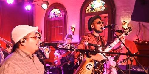 La Groovin' Machine: Salsa Brava in Jazz Colors