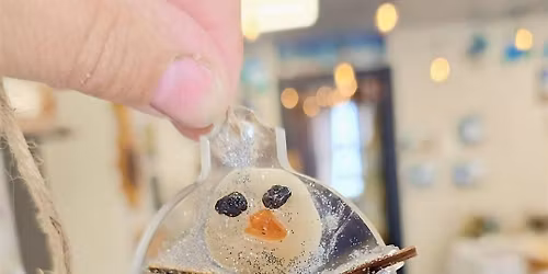 Make stunning Resin ornaments or a holiday cup at the Bloomin Cottage