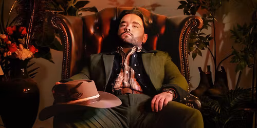 Adam Rowe - Fashionism