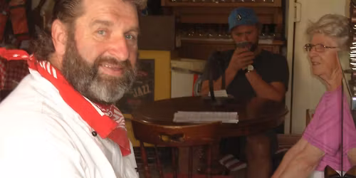 MUSIKALISCHER WINTER mit CHARLY'S HECKEWERTSCHAFT bei BUGGY