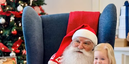 \ud83c\udf85\ud83c\udffb SANTA IN PAJAMAS \ud83c\udf84 - PLAY STREET FRISCO