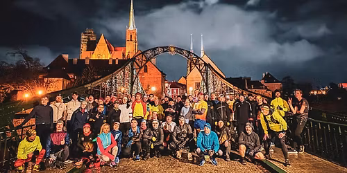 Biegacze Stu Most\u00f3w #145 \ud83c\udf09 Grupowy bieg po centrum Wroc\u0142awia