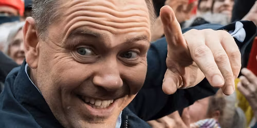 "Karol Nawrocki to sutener i gangus", czyli wielki powr\u00f3t Maja do Wolimierza!