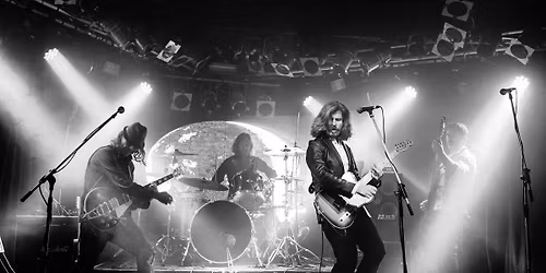 LOS REMOVALISTS live at Bungalow Social