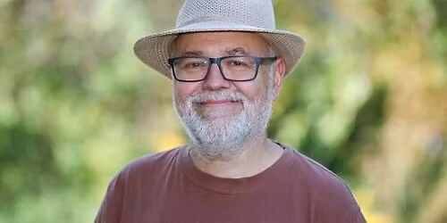 Nekostel se Sa\u0161ou Jacobea a Ale\u0161em Pal\u00e1nem