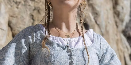 Deck the Halls: A Tracy Fehr &  Friends Christmas