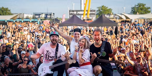 BLINK-182 TRIBUTE \/\/ Support: AVRIL LAVIGNE TRIBUTE \u201eX-MAS AFTER-PARTY & NEW YEAR\u00b4S PRE-PARTY\u201c