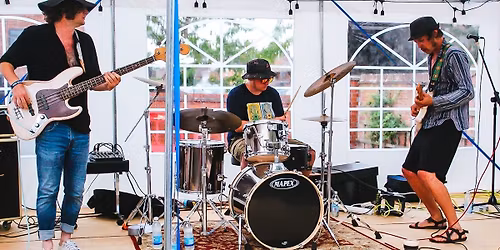 Smokin\u2019 Eskimo \u2013 Psychedelic Blues Rock (+ Support from 72 Houses)