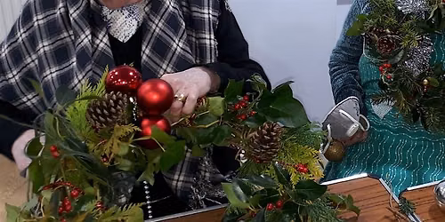 Willow Weaving: Making a Christmas Garland \u2013 Gardening Workshop (Premium)