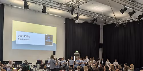 8-Bit Goole Concert with Hall\u00e9 Orchestra & DeltaSide Ensemble