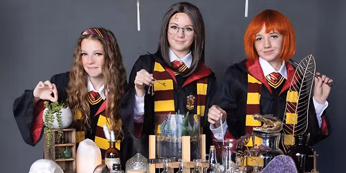 Harry\u2019s Wizarding World