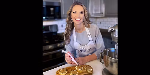 December Cookie Decorating with Bear Hug Bakery Session 2