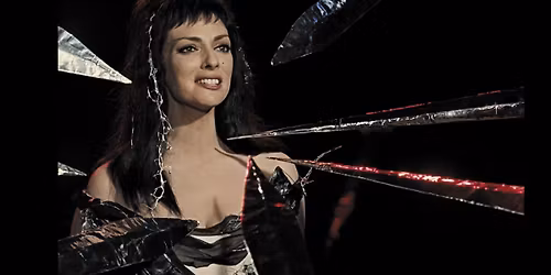 Bluebeard's Castle plus Spoonbenders (short)