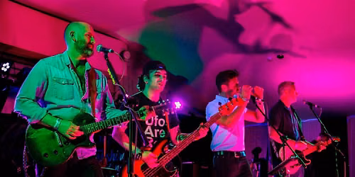SLICK LICKS LIVE @ THE AVENUES, HULL