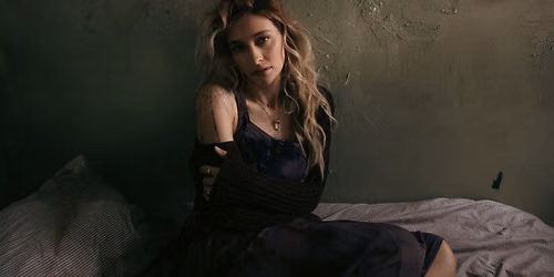 paris jackson in Paradiso