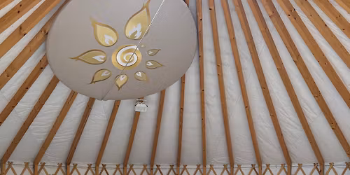 Csal\u00e1d- \u00e9s Rendszer\u00e1ll\u00edt\u00e1s - csoportos