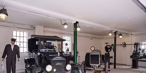 Ung\u0101rijas zin\u0101tnes, kult\u016bras un m\u0101kslas diena Kalnciema kvart\u0101l\u0101