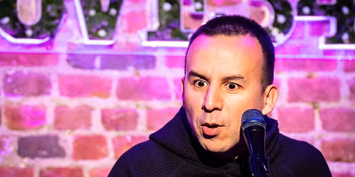 LIVE IN ARLINGTON, VA