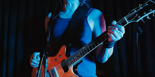 Dirty Deeds @ Collaroy Beach Club