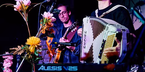 Nuances persanes - Farzad Milani et Ami.e.s