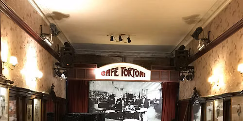Charla de caf\u00e9 en el Tortoni - DebeHaberCafe