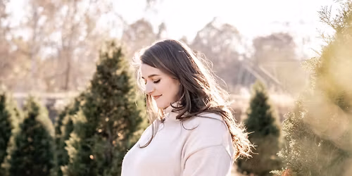 Christmas Tree Mini Sessions