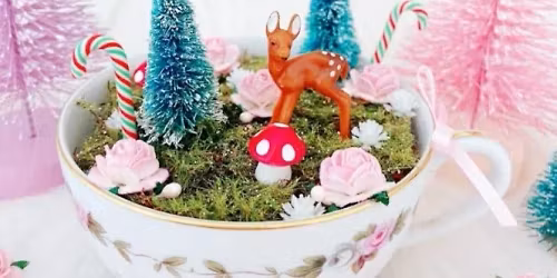 Craft: Christmas Tea Cups