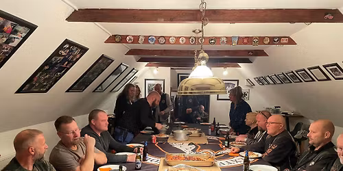 F\u00e6llesspisning og klubaften