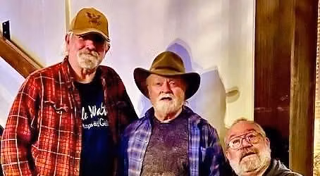 Tres Hombres