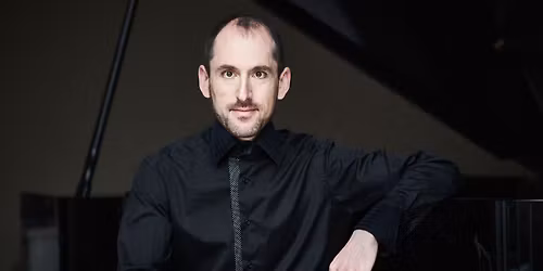 Danny Driver plays Ligeti