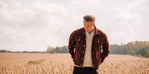 Chris Trapper in Providence, RI