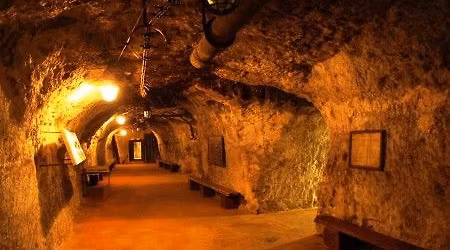 V\u00fdlet do podzemn\u00ed tov\u00e1rny z 2.sv.v\u00e1lky - Rab\u0161tejn Jansk\u00e1