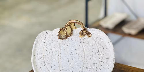 Project Class: Pumpkin Plate