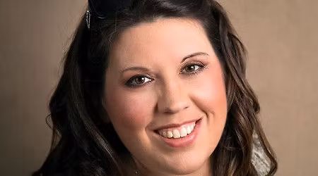 Messages From The Other Side - World Renowned Medium Tina Vesely