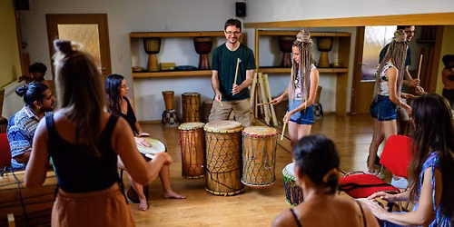 Workshop Africk\u00e9ho Bubnov\u00e1n\u00ed pro Za\u010d\u00e1te\u010dn\u00edky