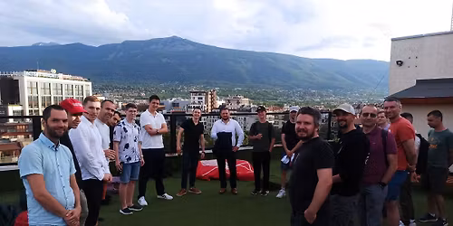 DSS & AIEF BG \u2013 Networking, having a chat over a beer