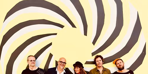 Social Club feat. Naja Rosa Koppel - Nikolaj Hess, Thomas Vang, Anders Holm & Frank Hasselstr\u00f8m 