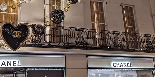 Luxe LNK Holiday Pop Up Shop