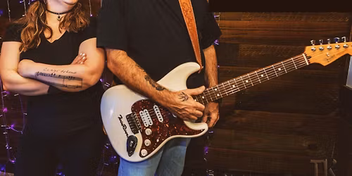 Midge & The Hitman LIVE at Archives