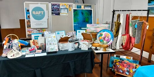 Art Market & Exhibition